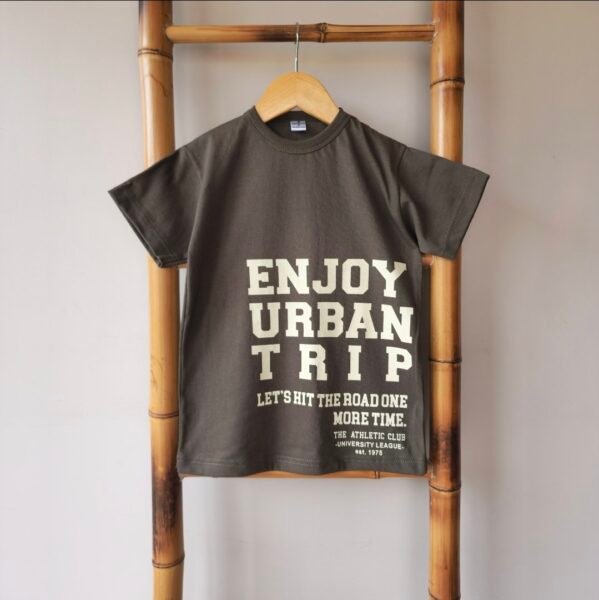 Remera manga corta urban trip